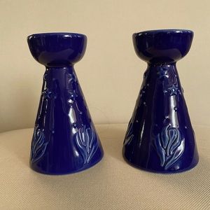 Pair Of Cobalt Blue Ceramic Indoor Bulb Vase Bud Embossed Tulips Pottery 2